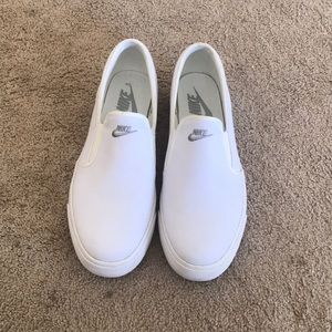 US men’s size 11 Nike